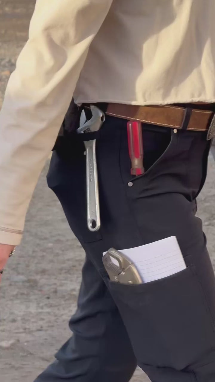 Load video: THE EDITH PANT